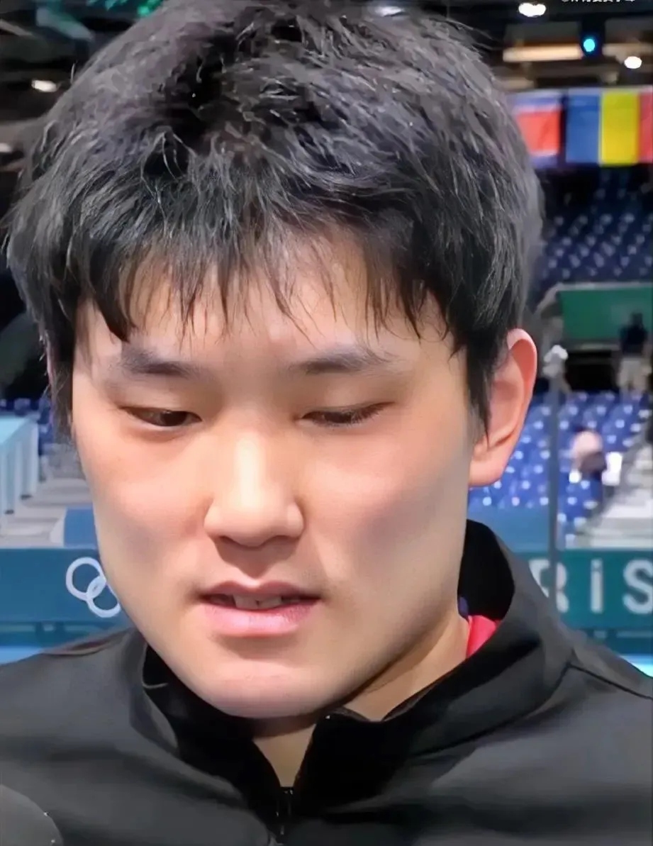 法国乒乓球队横扫波兰乒乓球队，张本智和绝境逆转