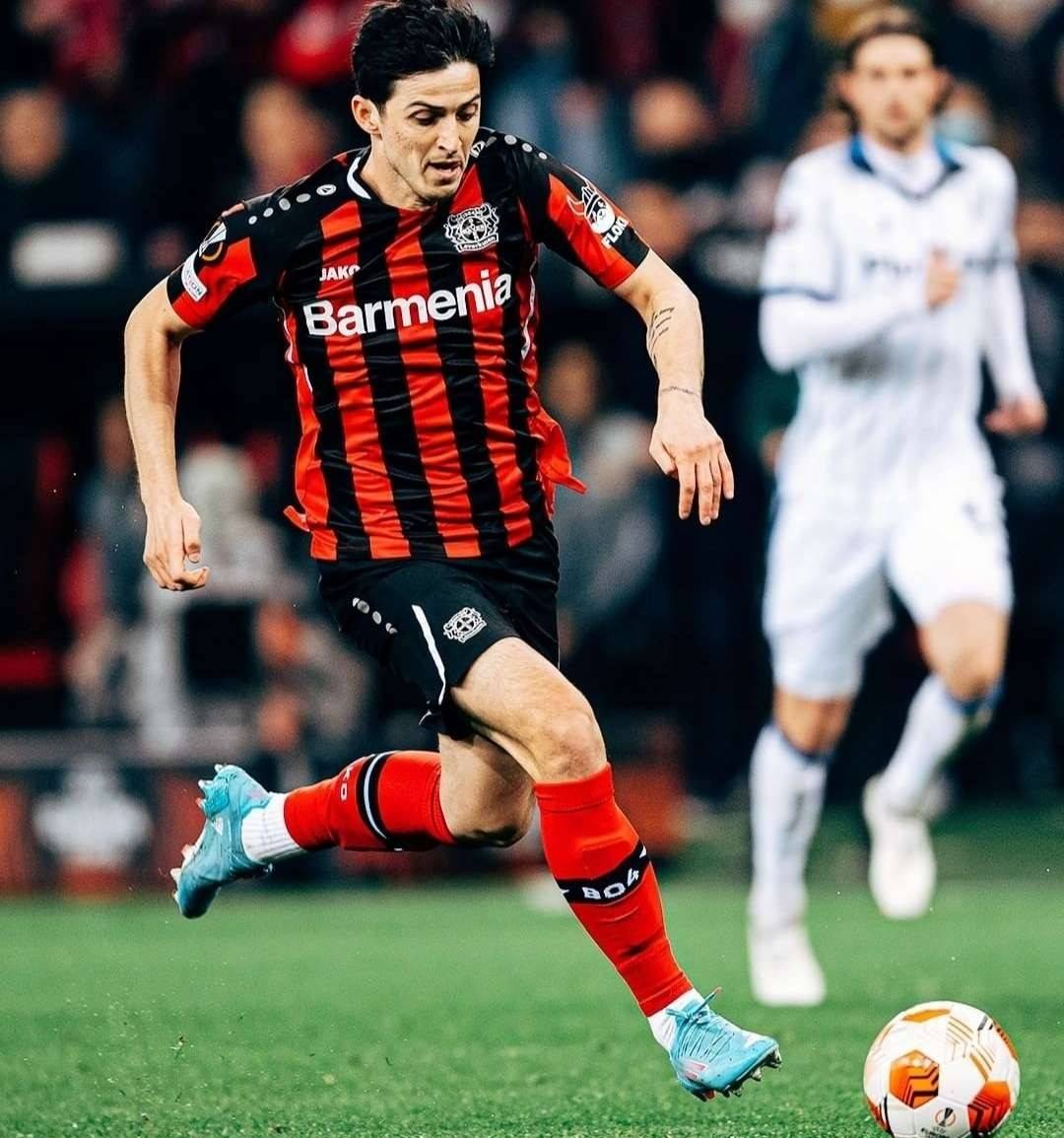 勒沃库森鏖战里昂，萨拉赫高光表现