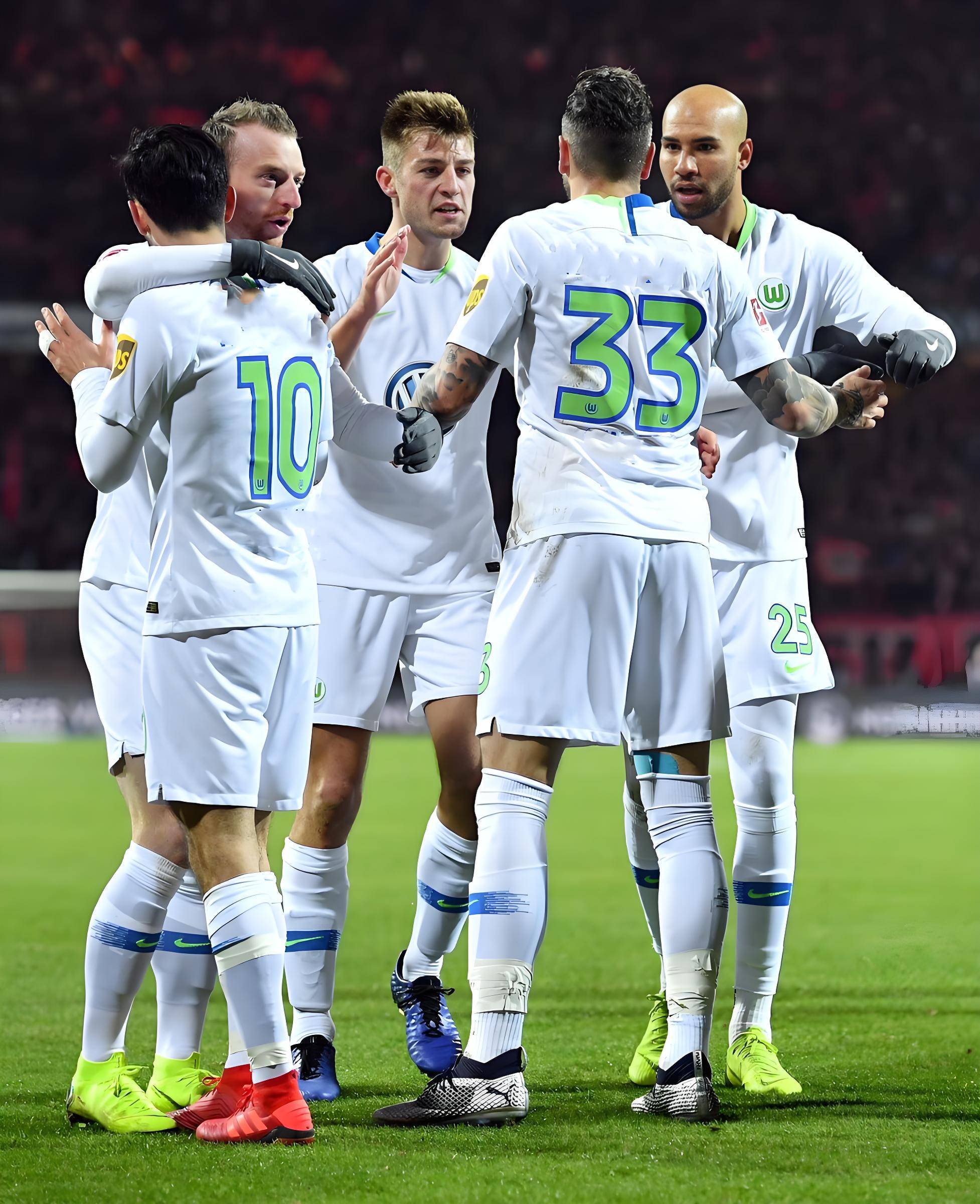 梅赛德斯完胜红牛二队,诺里斯状态火热 梅赛德斯完胜红牛二队,诺里斯状态火热