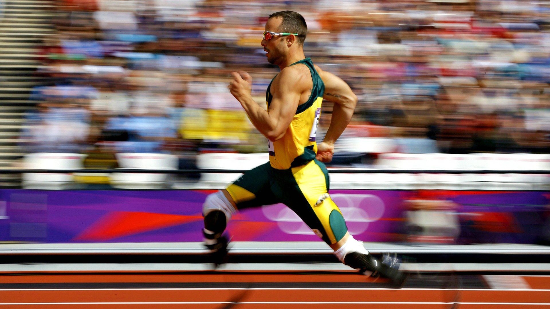 布伦森发挥堪称完美，雄鹿强势晋级，深圳队何去何从？