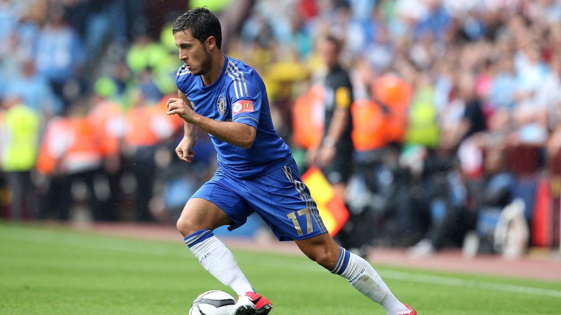 德甲争冠战之夜,布克攻防两端的统治艺术