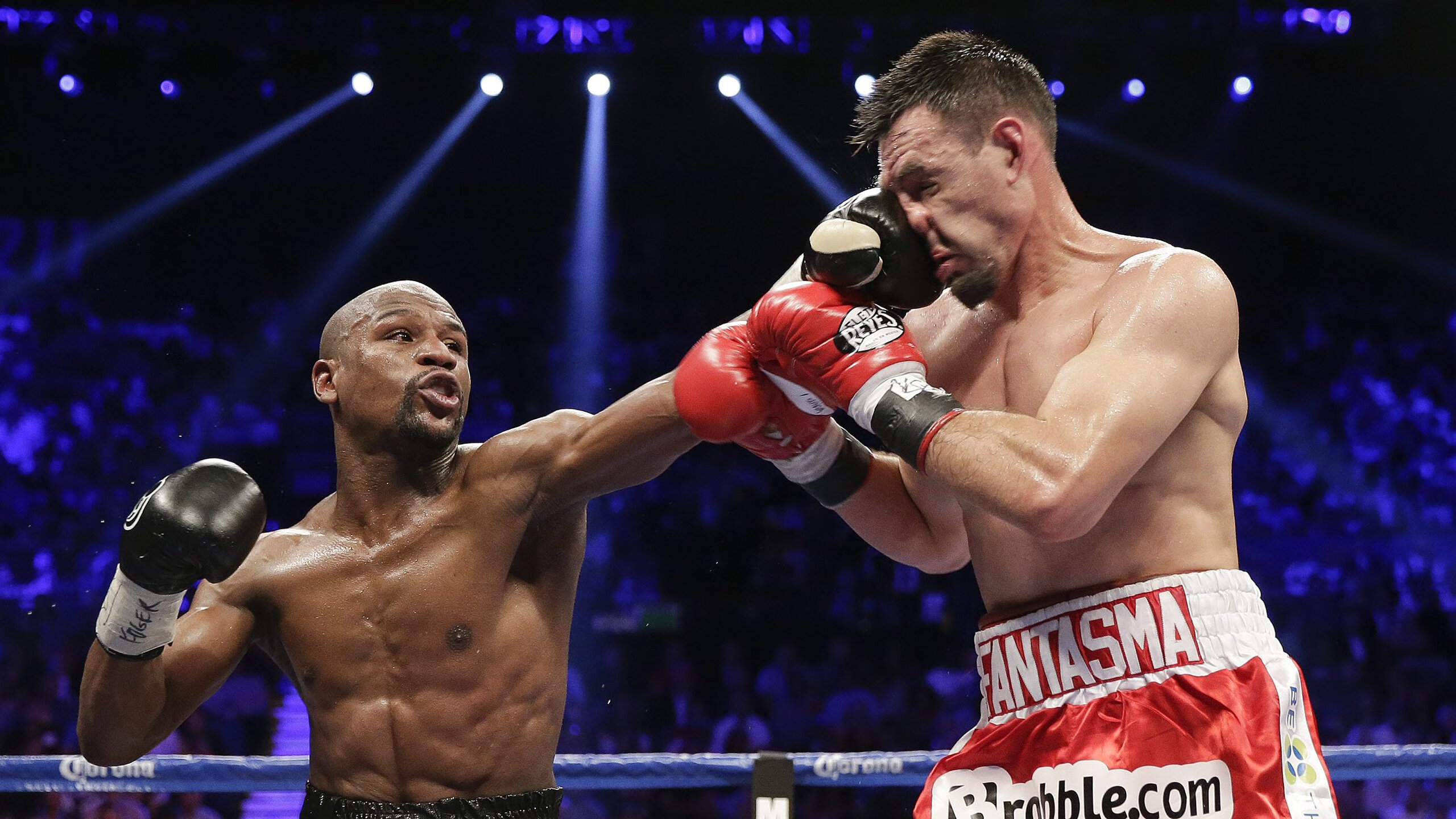 赛道上的双重风暴，阿斯顿马丁逆转迈凯伦，维斯塔潘刷新纪录